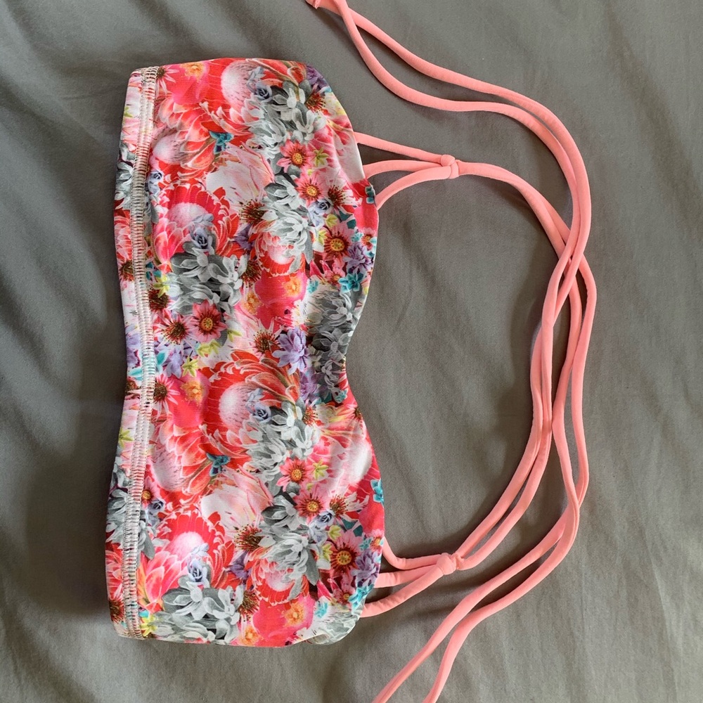 Lululemon halter bra